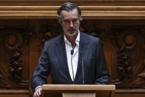 Iniciativa Liberal anuncia providência cautelar contra nomeação de Centeno