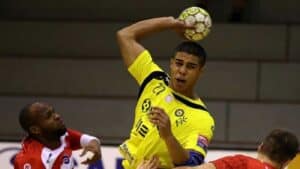 André Gomes eleito 2º melhor lateral esquerdo jovem do Mundo