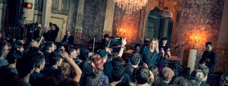 Iggy Pop e&nbsp;Bauhaus em Vilar de Mouros