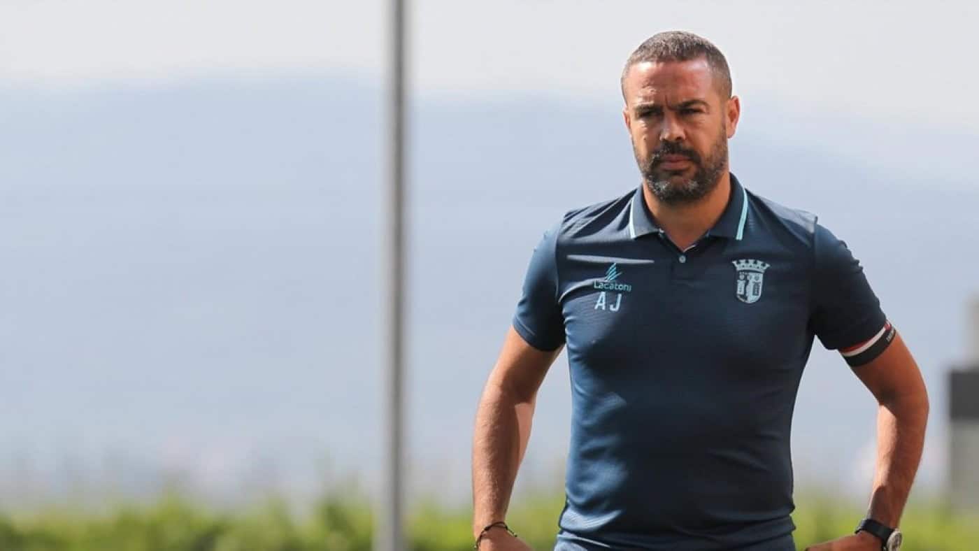 "Queremos ganhar a nossa posição e colar ao terceiro classificado"