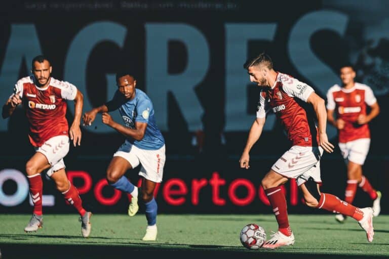 SCB empata e desperdiça oportunidade de subir ao pódio