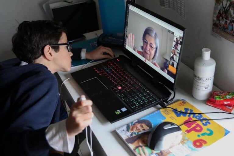 Conselho de Ministros aprova despesa de 400 ME para Escola Digital