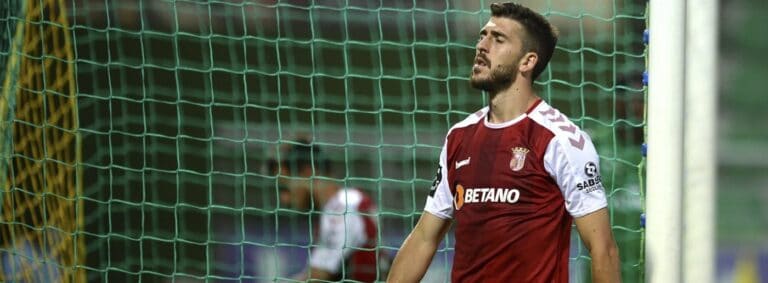 SC Braga perde em Tondela e hipoteca terceiro lugar