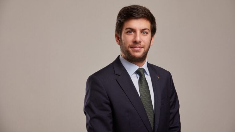 CDS sobre apoio a Portugal: "Governo tem que ter unhas para tocar esta guitarra"