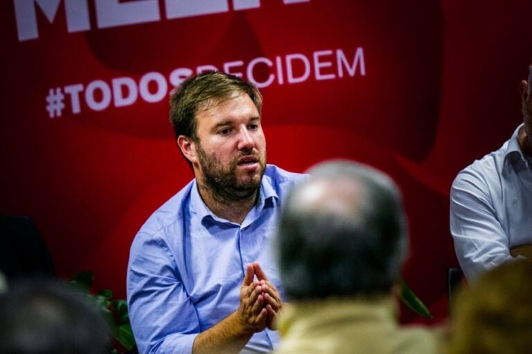 PS quer apurar responsabilidades sobre descargas poluentes no Rio Vizela&nbsp;