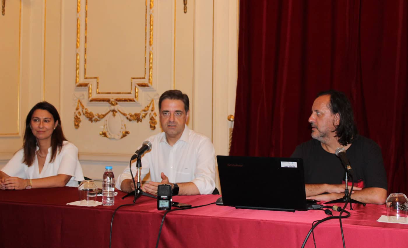 '7 Quintas Felizes' e sessões de cinema levam 1.250 pessoas ao Theatro Circo