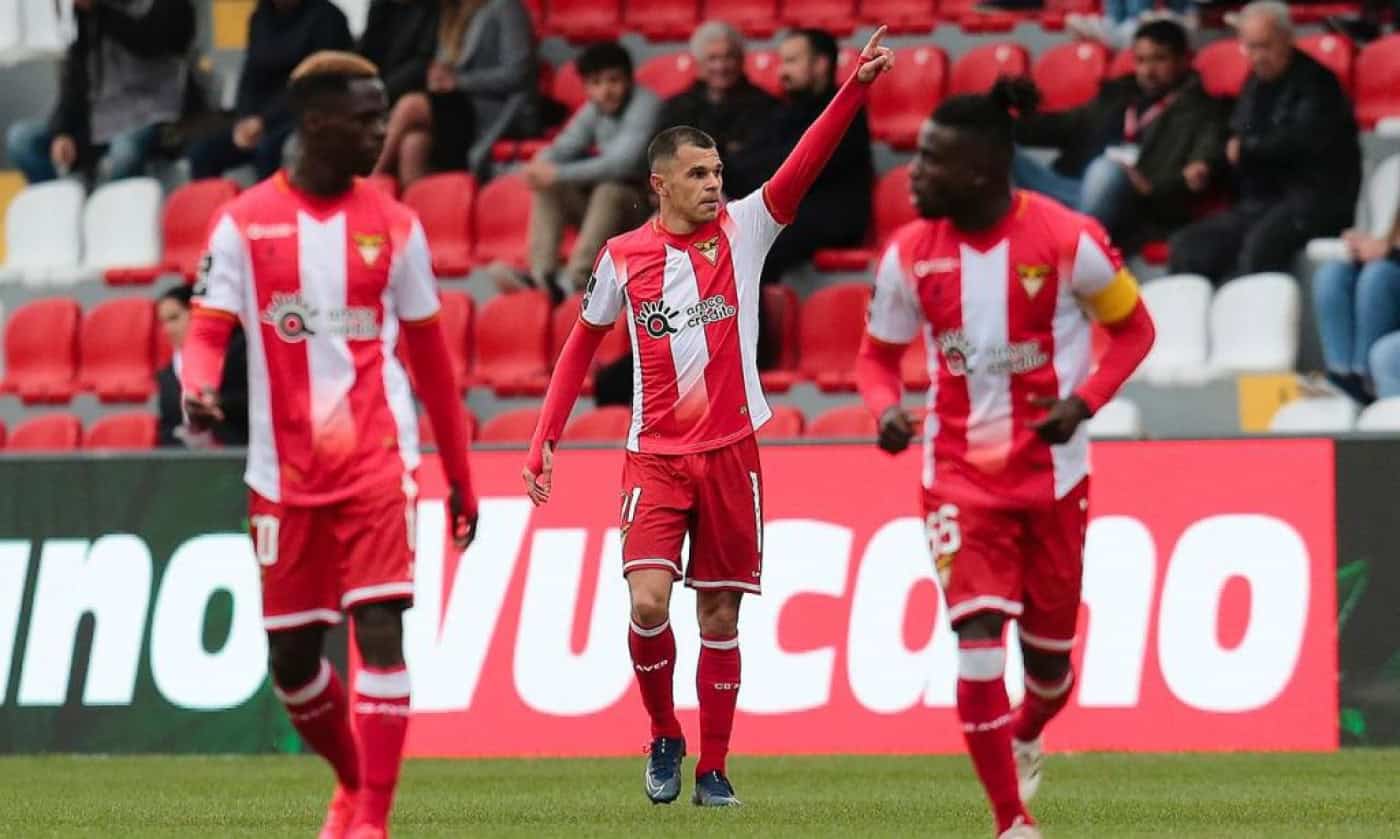 Aves falha recurso para se manter nas provas profissionais