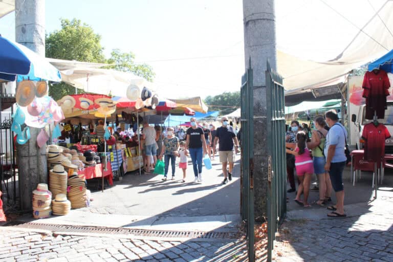 Desigualdades na Feira Semanal de Braga originam petição