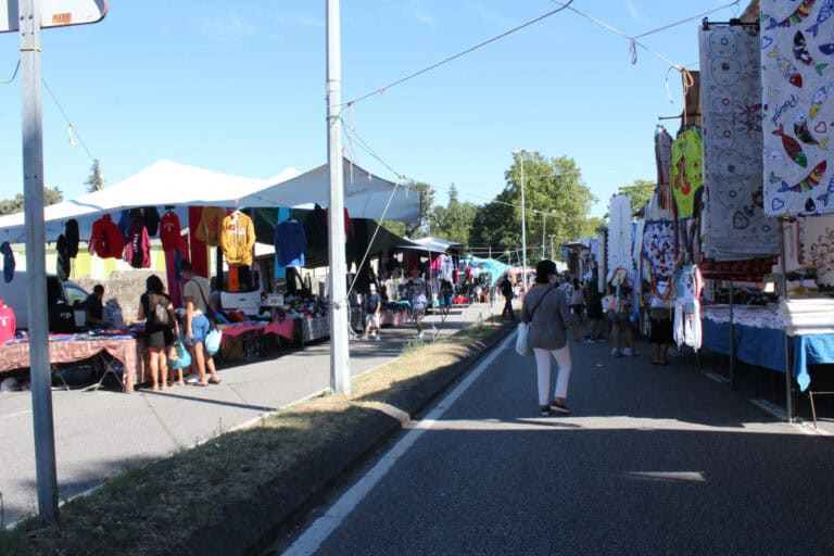 Primeira Feira Semanal de Agosto com poucos emigrantes