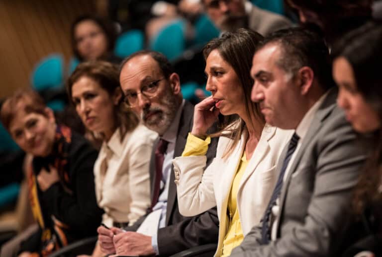 Atraso de documento dificulta acesso dos alunos de Enfermagem ao mercado de trabalho