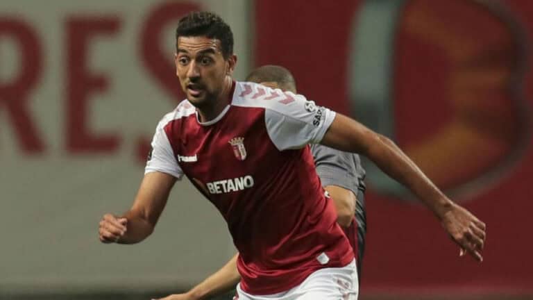 Hassan a caminho do Olympiacos por 2 ME