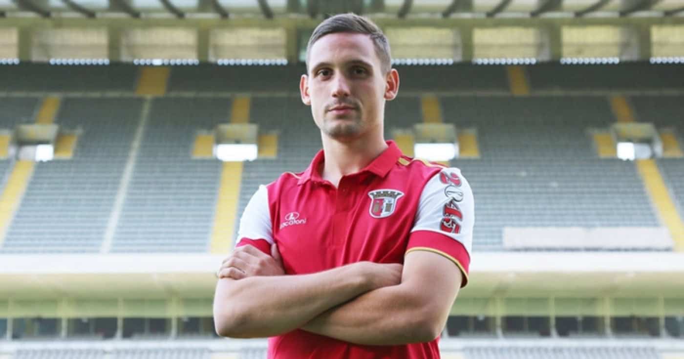 Stojiljković é jogador do Farense