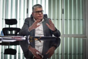 Secretário de saúde do Distrito Federal detido no Brasil por fraude