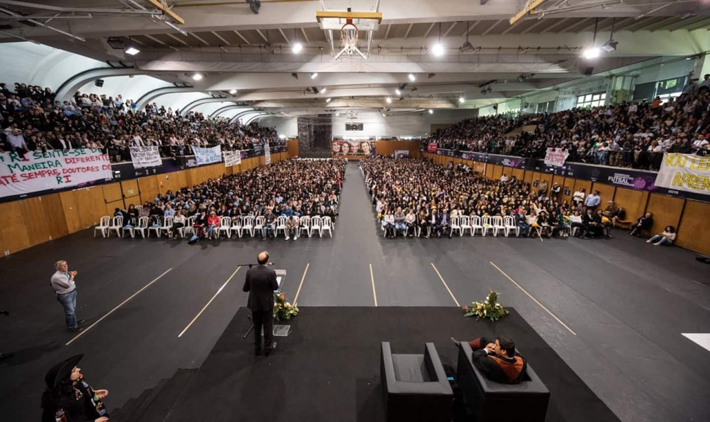 Candidatos nacionais ao superior podem ser colocados em vagas para internacionais