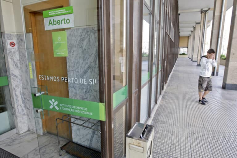 Programa de emprego Ativar.pt entra em vigor amanhã com 100 ME de apoios
