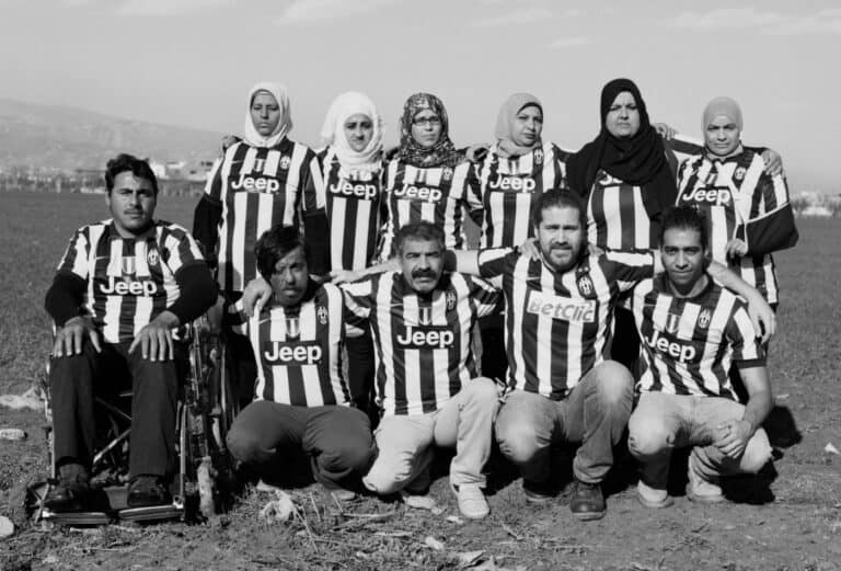 Retrato onírico de refugiados ocupa Theatro Circo até Outubro