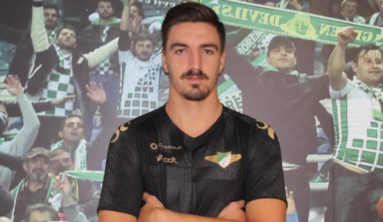 Miguel Oliveira confirmado no Moreirense