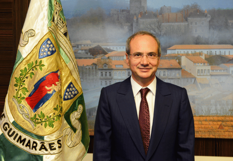 Autarca de Guimarães defende&nbsp;uso obrigatório da máscara em espaço público