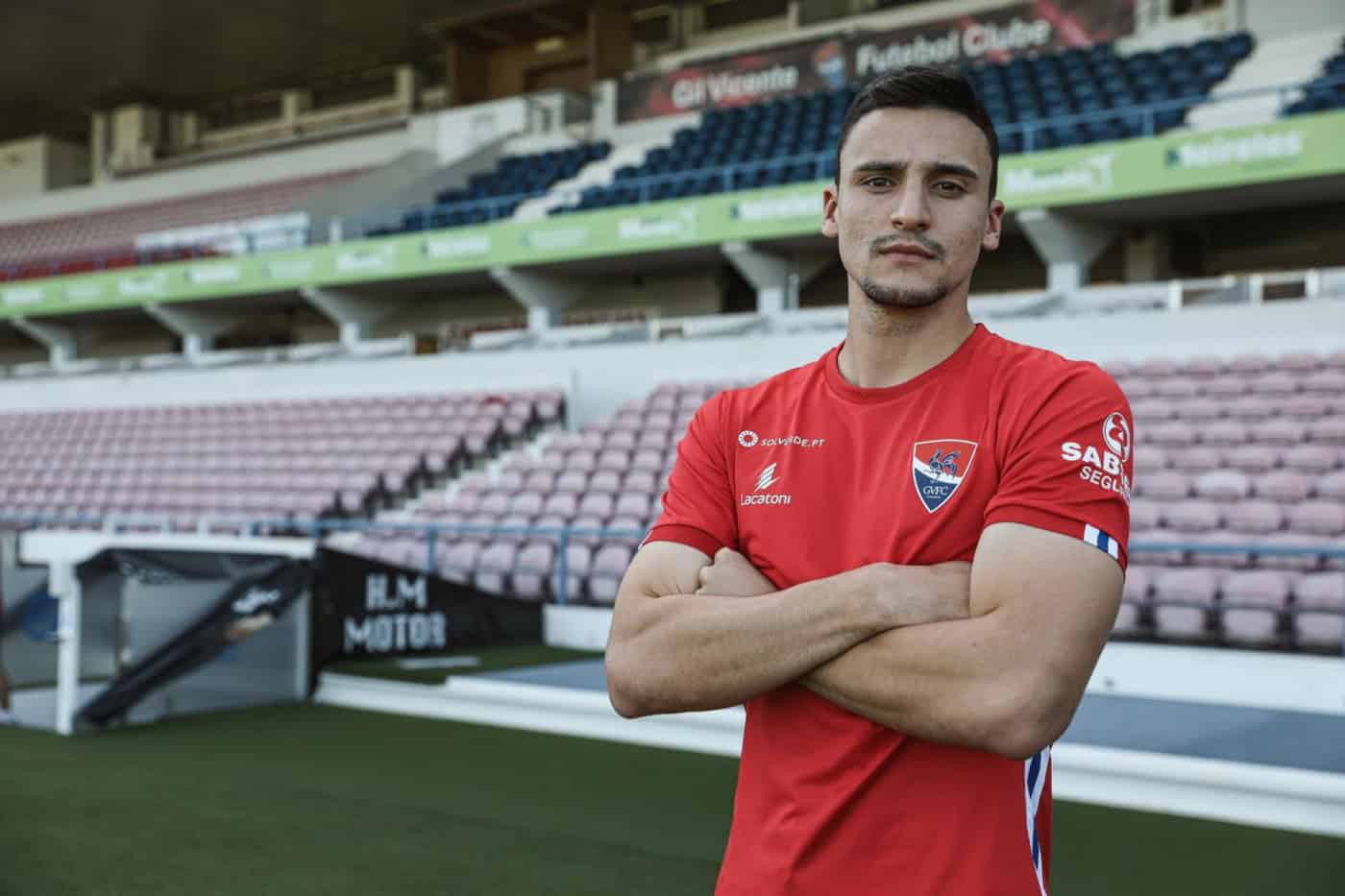 Gil Vicente contrata médio ao Corinthians&nbsp;