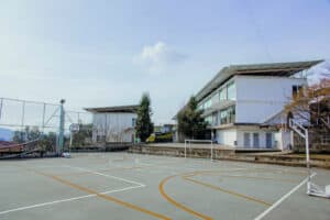 Um caso positivo de Covid-19 coloca turma de quarentena no CLIB