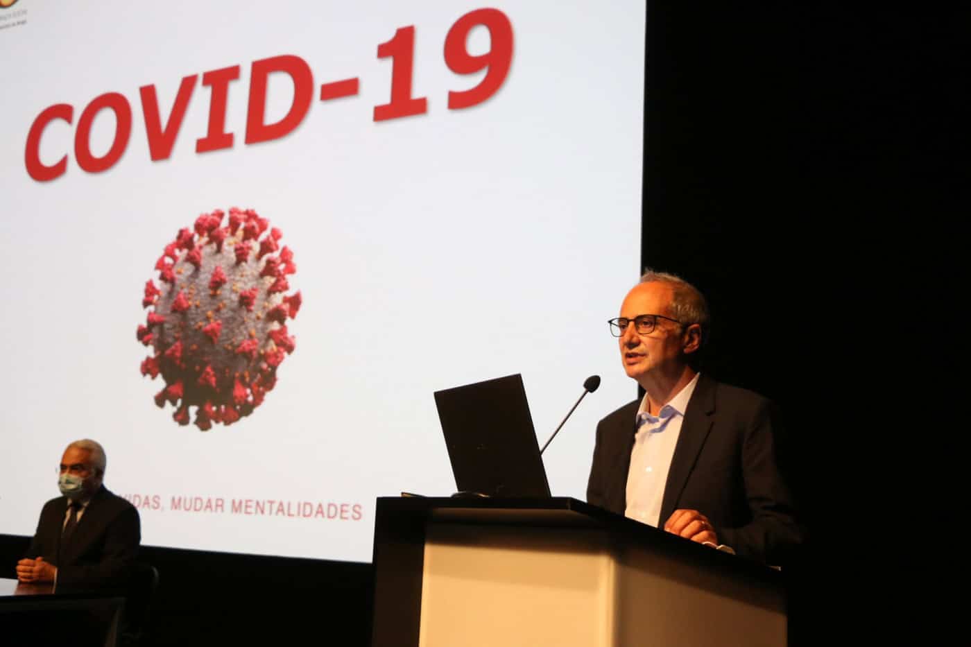 Presidente da CMG testa negativo mas fica em teletrabalho