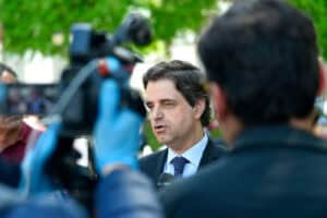 "Quebras nas empresas não são tão significativas quanto se podia antecipar"