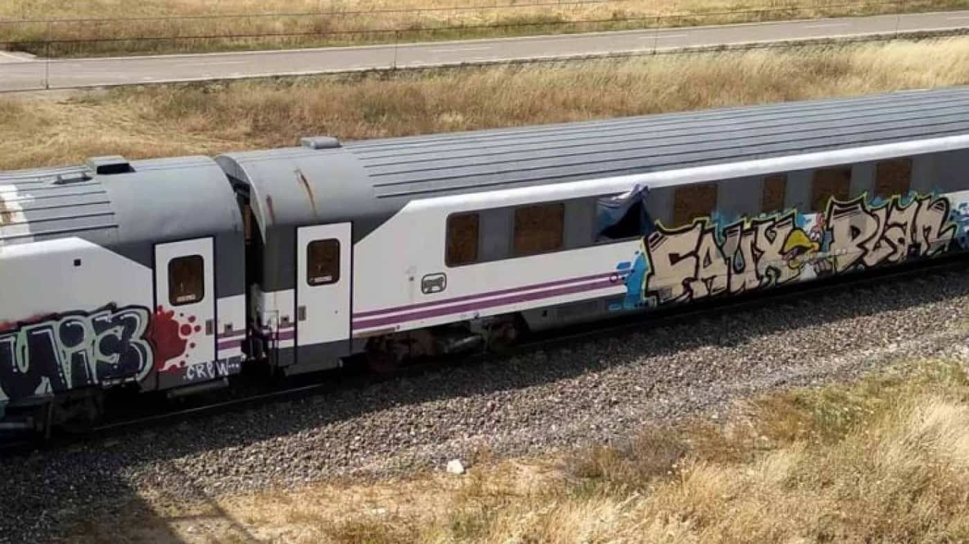 PSD exige explicações sobre comboios com amianto na Linha do Minho