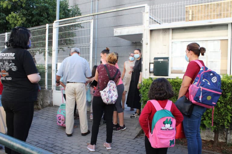 Pais vão preencher falhas na EB1 da Ponte Pedrinha