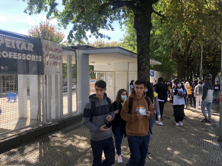 Regresso às aulas em pandemia. Alunos de Braga preferem regime presencial