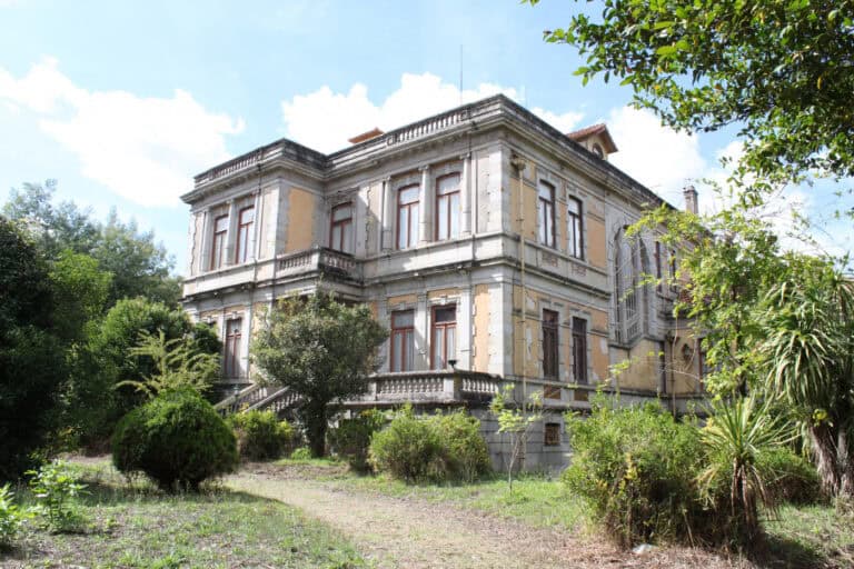 Amigos do Palacete culpam poder judicial pela degradação