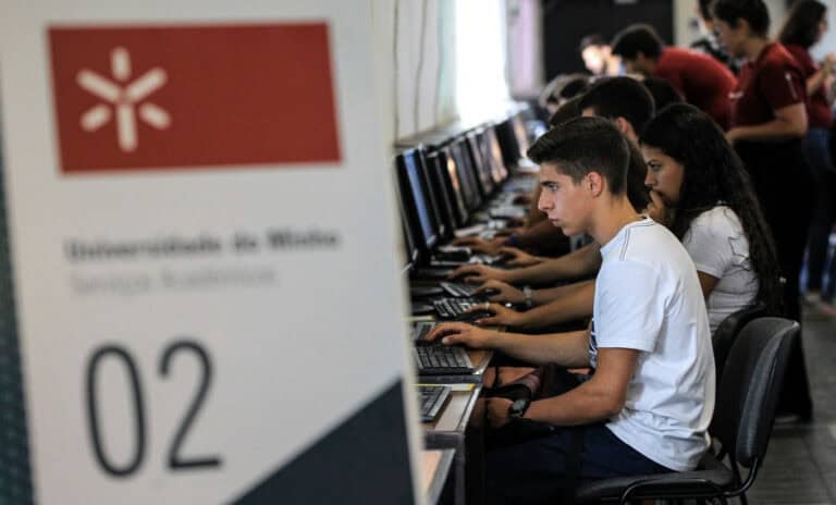 Possibilidade de haver aulas online preocupa novos estudantes da UMinho