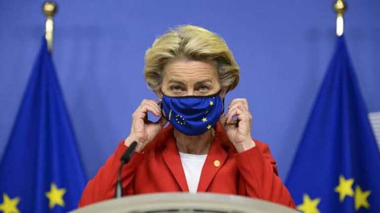 Von der Leyen com teste negativo mas mantém isolamento até terça-feira
