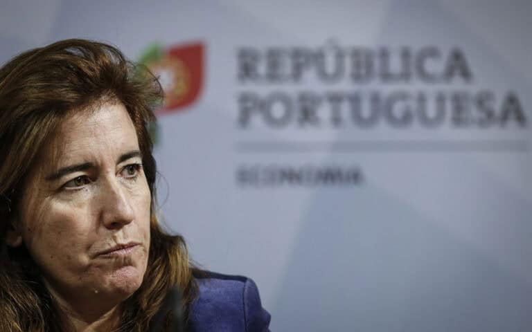 Dez mil empresas já pediram apoio à retoma progressiva