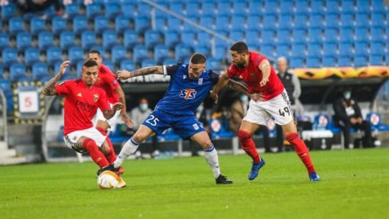 Benfica vence no arranque da Liga Europa