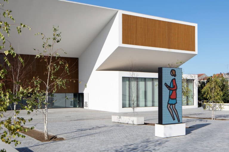 Instalação à entrada do Altice FORUM Braga fica até 2022