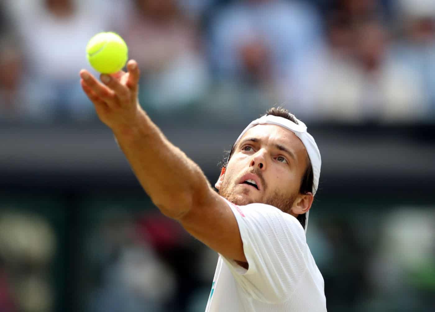 João Sousa volta a cair no ranking mundial de ténis