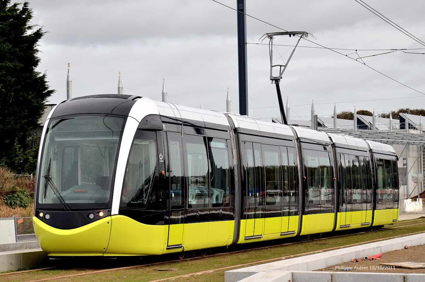 Autarca de Guimarães não exclui substituição de Metrobus por Tramway