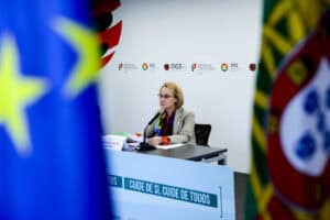 Fórmula 1. DGS diz que falta de distanciamento é da responsabilidade dos cidadãos