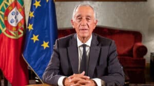 PR admite falar ao país na próxima semana após Costa anunciar medidas no sábado