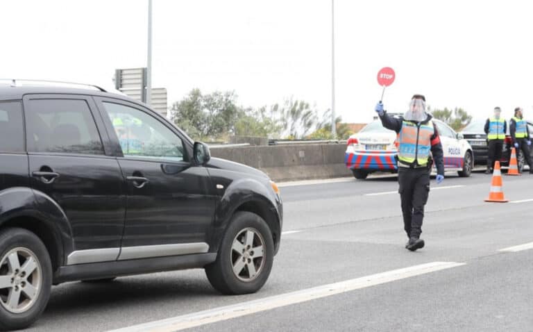 Restrições à circulação entraram em vigor à meia-noite