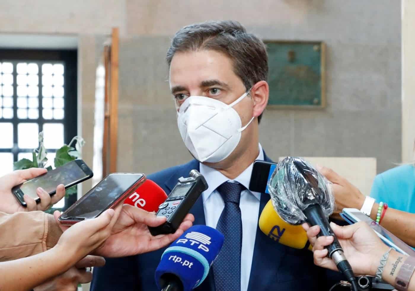 Recolher obrigatório? "A ser decretado deve abranger todo o território"