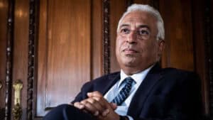 Governo admite 15 dias de confinamento para salvar o Natal&nbsp;