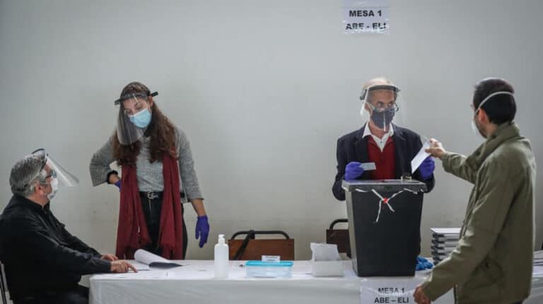 PSD, CDS e PPM anunciam acordo de governação nos Açores