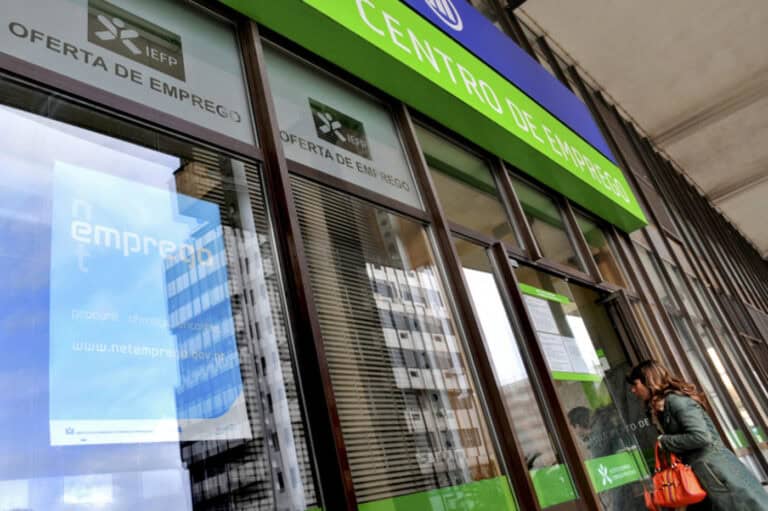 População desempregada em Portugal aumenta 45,1%