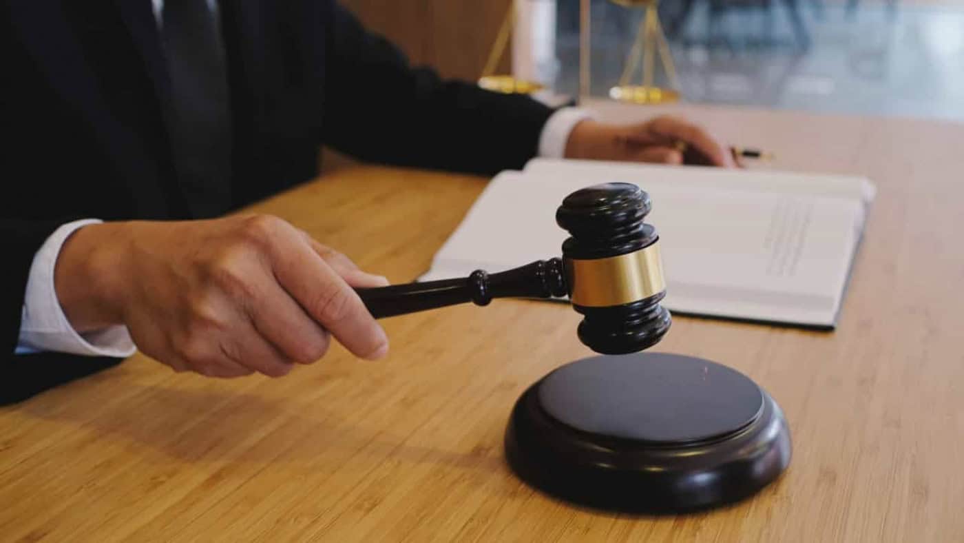 Oficiais de justiça pedem ao Governo medidas para resolver problemas do sector