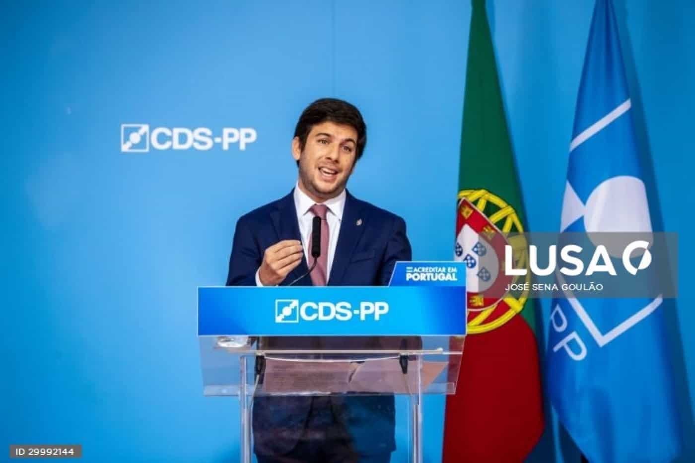 CDS alerta para “impacto devastador” do recolher obrigatório na restauração e comércio