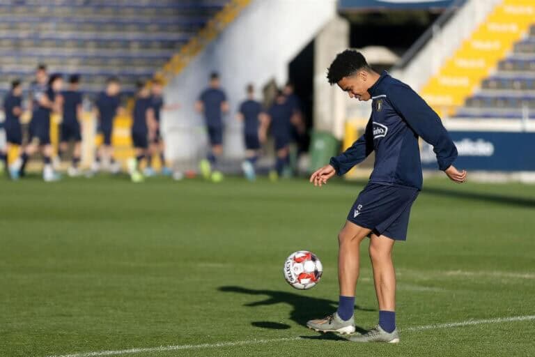 Capitão do FC Famalicão chamado à selecção olímpica do Brasil