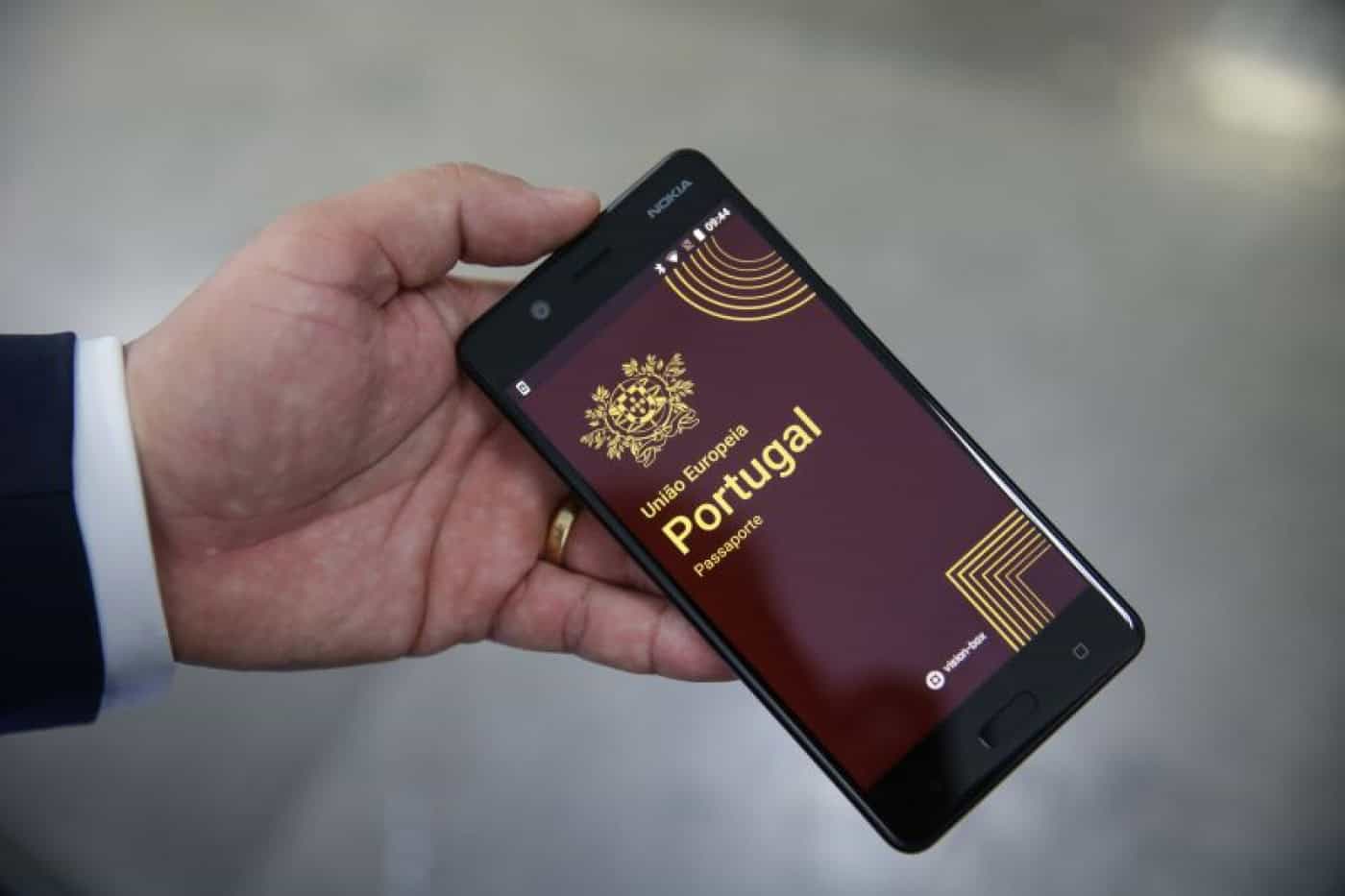 Portugal concede nacionalidade a 121 mil estrangeiros. Brasileiros lideram