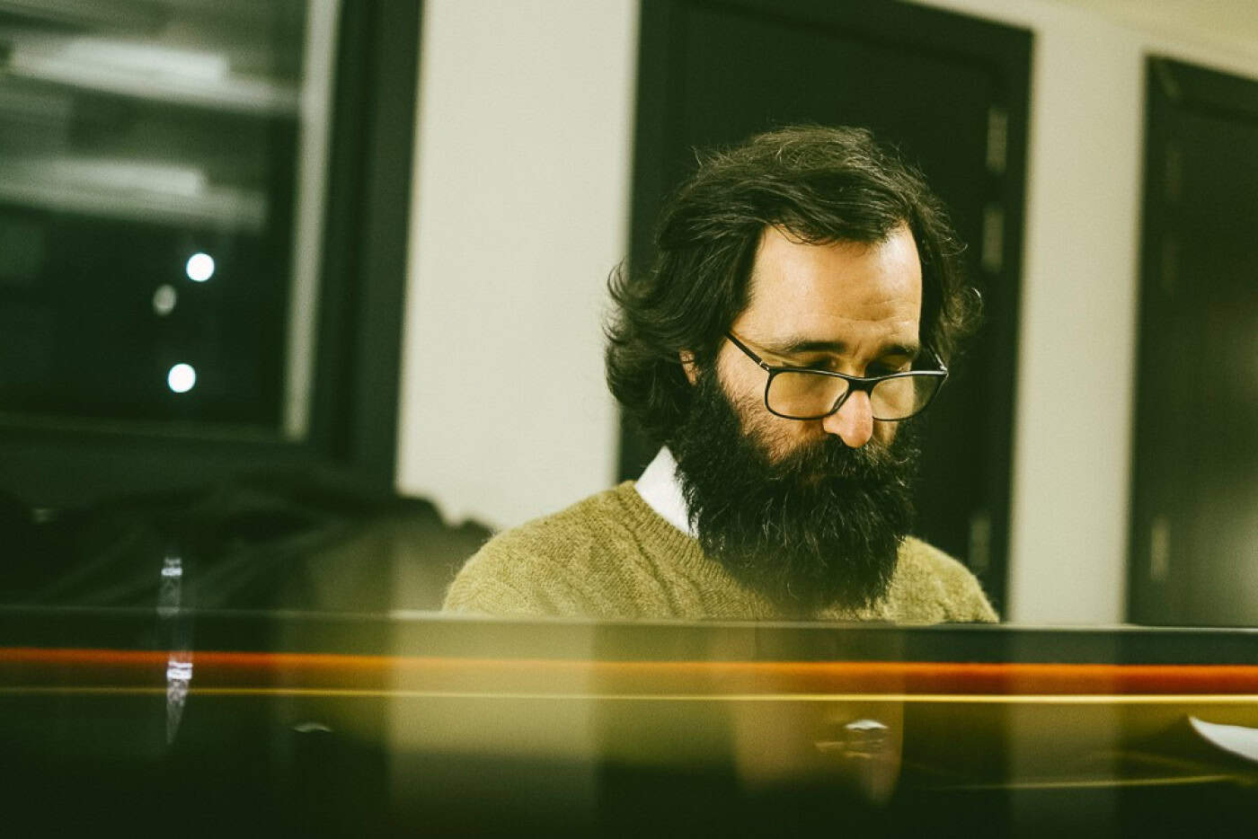 Tiago Sousa estreia "Oh Sweet Solitude" no Theatro Circo