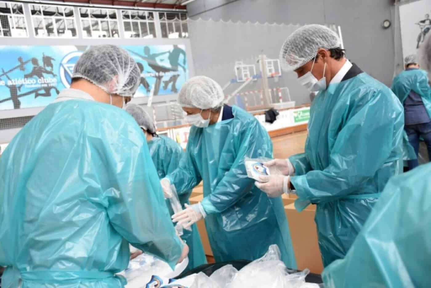 Câmara de Famalicão financiou "metade" dos cerca de 300 mil EPI's que distribuiu